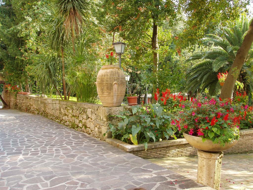 Hotel Il Cavalier D'Arpino Eksteriør billede