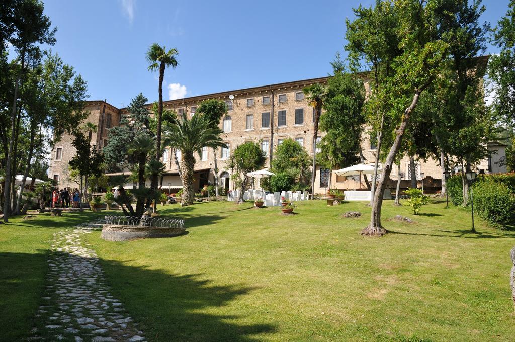 Hotel Il Cavalier D'Arpino Eksteriør billede